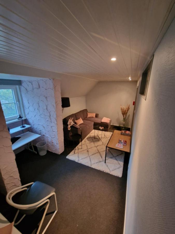 Pivone Assebroek Apartment *